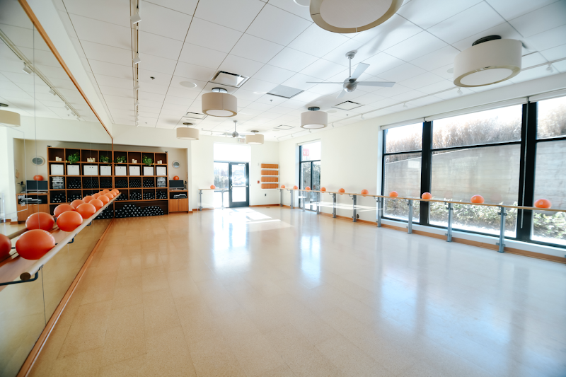 Photo of barre3
