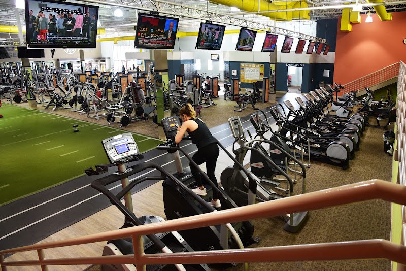 Gold's Gym in Albemarle — photo 2