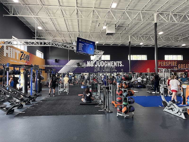 Photo of Crunch Fitness - Snellville