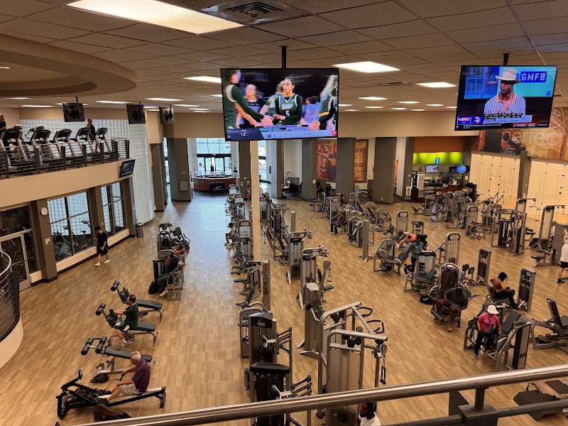 Photo of LA Fitness