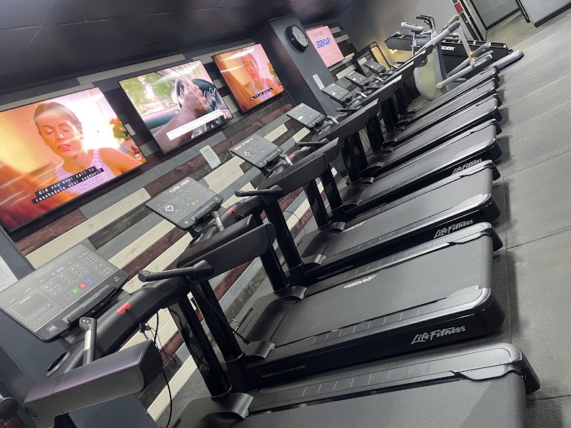 Photo of 365 Fitness Conway