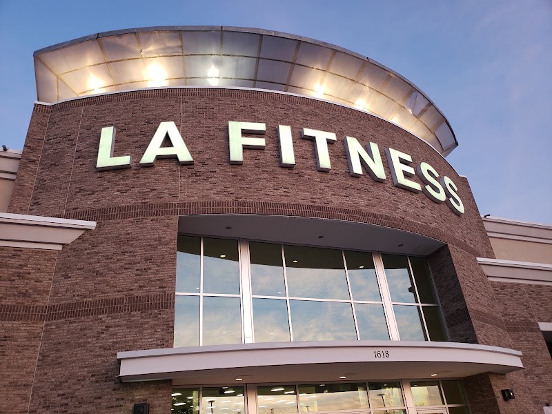 Photo of LA Fitness