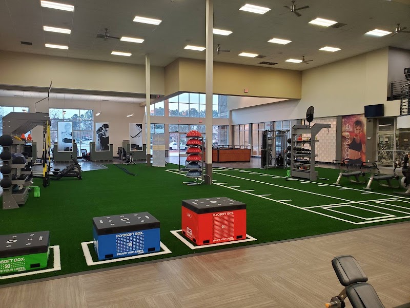 Photo of LA Fitness