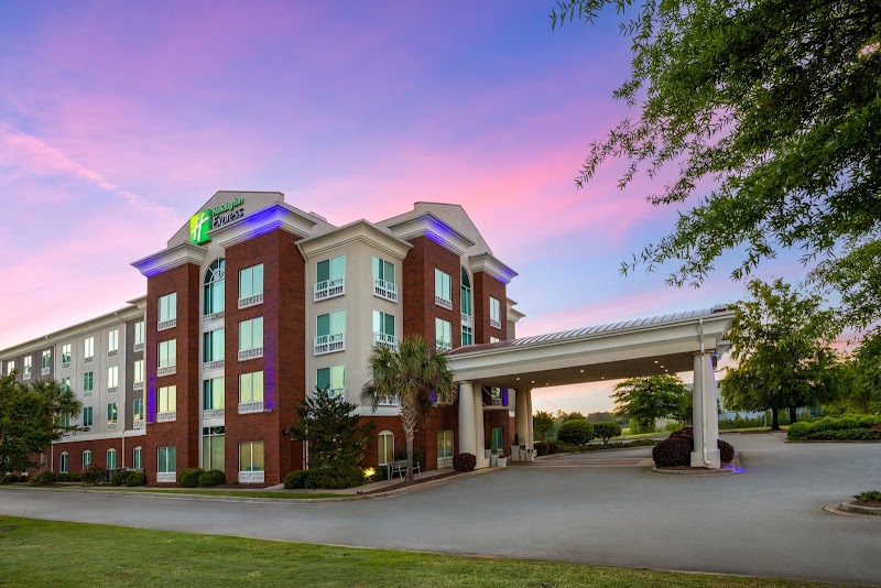 Photo of Holiday Inn Express & Suites Newberry by IHG